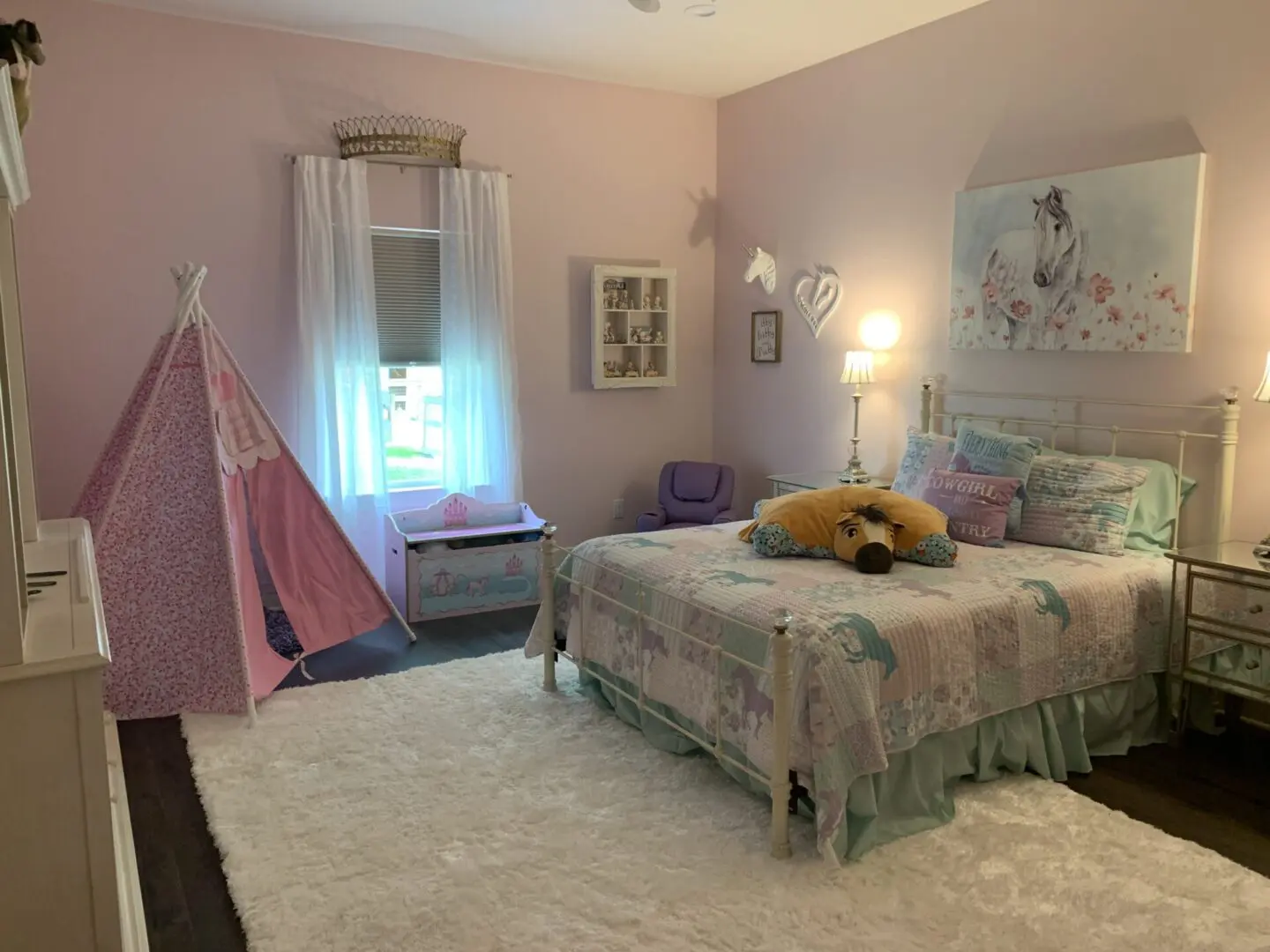 bedroom for a young girl